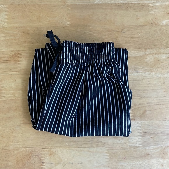 Black White Striped Drawstring Elastic Waist Pants - Picture 3 of 5